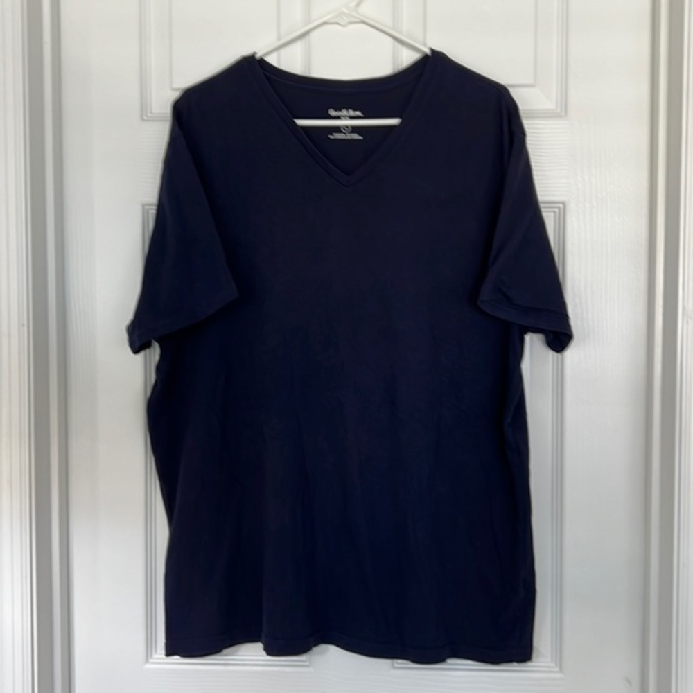 Goodfellow mens navy teeshirt